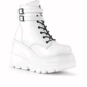 Demonia Womens White Shaker 52 Vegan Leather Platform Punk Rock Goth Boot 8